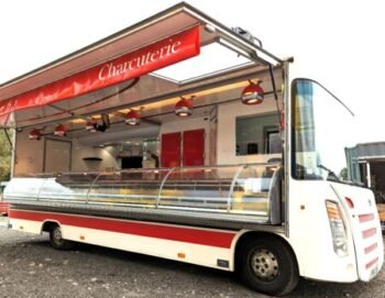 Peugeot Boxer – Camion Marché Charcuterie 6m60 – Vitrine réfrigérée + Réserves – 1130